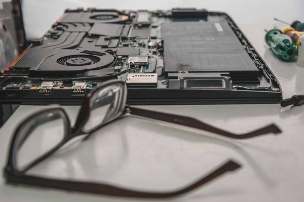 Dépannage informatique à Lyon : services rapides et efficaces